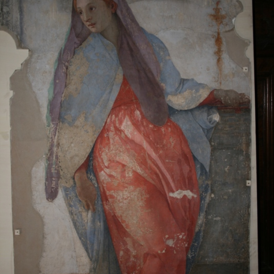 MADONNA DURANTE IL RESTAUROw